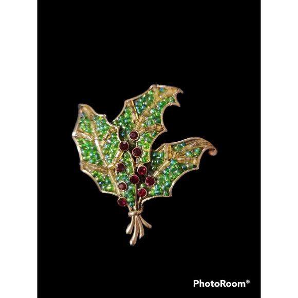 Christmas Holly Leaf & RED Berries Rhinestone Sign LC Large Pin BLING Beautiful - Picture 2 of 5